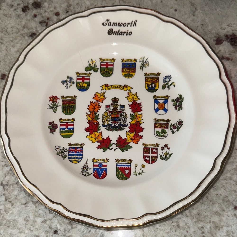 Tamworth Ontario Decorative Plate with Gold Trim